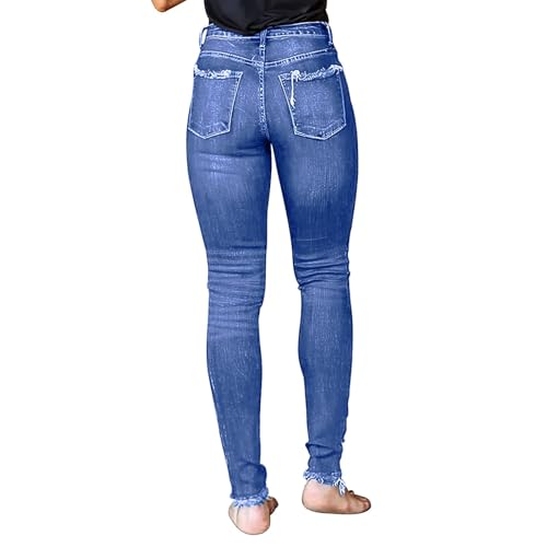 Pantalon court en jean léger style Y2K avec trous pour un look femme audacieux