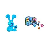 Famosa – Las Pistas de Blue y Tú, Peluche de 25 cm Interactivo del Perro protagonista de la Serie & Set de Cuatro Figuras de los protagonistas de Blues Clues