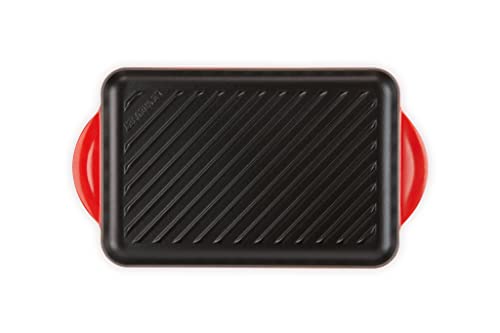 Foto von LE CREUSET Rechteckige Grillplatte aus Gusseisen, Für alle Herdarten inkl. Induktion geeignet, Kirschrot, 20202320600460, 33 cm