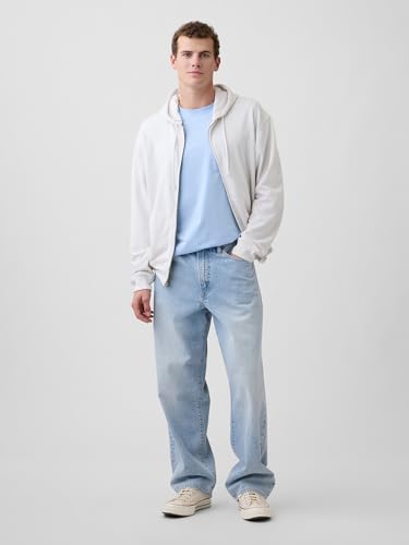 Image of GAP Men's Everyday Soft Crewneck Pocket Tee