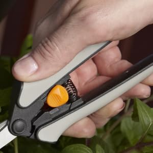 Image of Fiskars 6 inch Steel Micro-Tip Pruning Snip Set, Garden Scissors, 15-Pack
