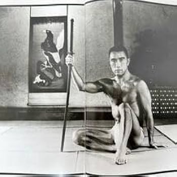 OTOKO 矢頭保 三島由紀夫 1972 初版 Tamotsu Yato 写真集 Amazon.co.jp: 希少 矢頭保 写真集 「OTOKO」 1972年 初版