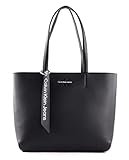 borsa calvin klein uomo tracolla Rimarrai stupito dalla Calvin Klein CKJ Sculpted Shopper29 ! All'interno hai abbastanza spazio per poter avere tutto ciò che è importante con te. Elegantemente indossato sopra la spalla, puoi iniziare la giornata con stile ed eleganza! Dimensioni: 43 x 32 x 4 cm