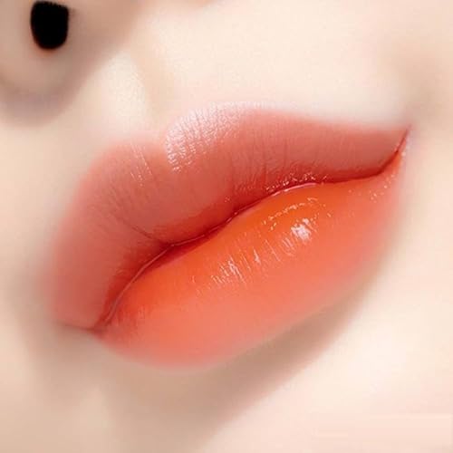 Image of Pink Colour Change Classic Gel Lipstick With Goldleaf
