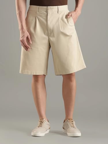 Image of Regular fit Solid mid Rise Shorts