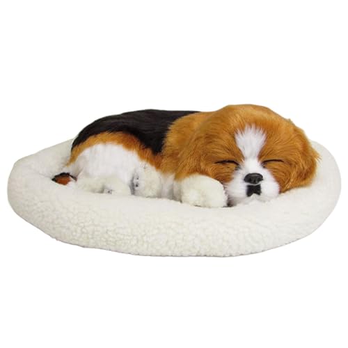 Chien endormi respirant la tendresse d'une peluche réaliste
