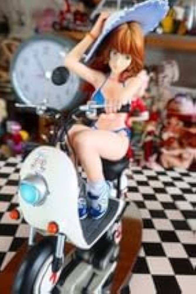 Amazon.co.jp: ルパン三世 峰不二子 原付スクーター 青水着