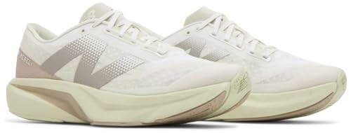 Image of New Balance Men's MC996 Lightweight Tennis Shoe