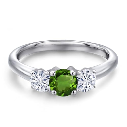 Gem Stone King 925 Sterling Silver Green Chrome Diopside and White Moissanite 3-stone Engagement Ring For Women | 0.96 Cttw | Round 5MM and 4MM | Gemstone Birthstone | Available in Size 5,6,7,8,93