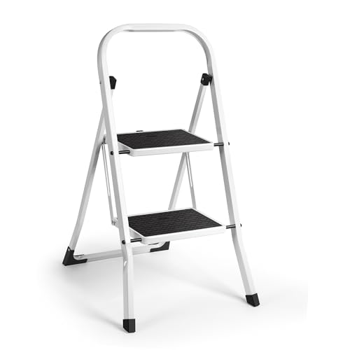 VonHaus Trittleiter – Klappbare Trittleiter in Premium-Qualität für Heimwerker und Gartenarbeit – robuste Stahl-Trittleiter – einfach zu verstauende Trittleiter, max. Tragkraft 150 kg (weiß, 2 Stufen)