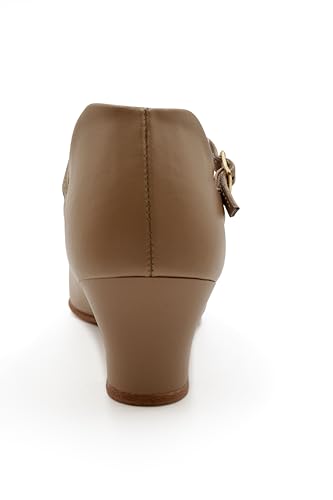 Capezio Women's Jr. Footlight Character Shoe,Caramel,4 M US3