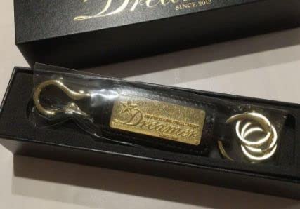 Amazon.co.jp: 矢沢永吉（EIKICHI YAZAWA）キーホルダー(Dreamer2019