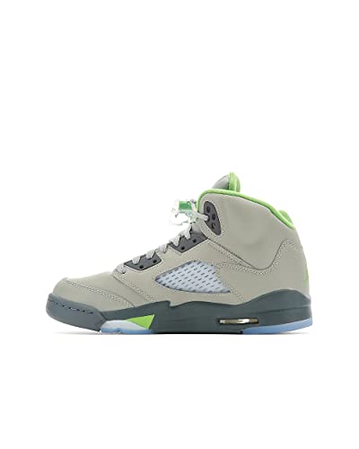 Nike boys Air Jordan 5 Retro (Big Kid)2
