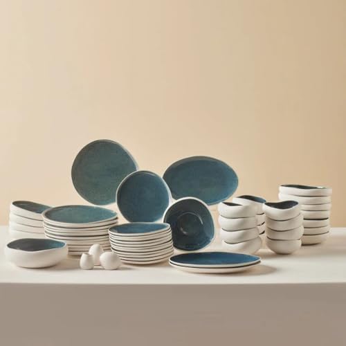 Celebra il design senza tempo: il set di piatti Karaca trasforma i pasti in esperienze straordinarie con la sua estetica ispirata alla natura, perfetta per l'uso quotidiano o per le occasioni festive.