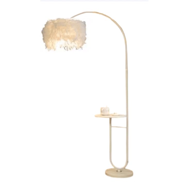 Lámpara de pesca WouND para sala de estar junto al sofá con luz regulable y plumas decorativas