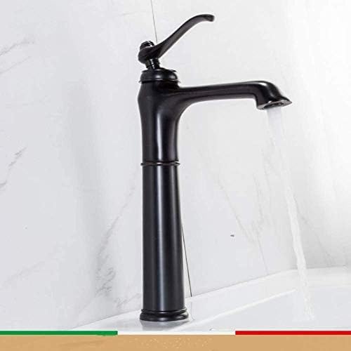 Mitigeurs de lavabo cascade au design architectural et finitions métalliques haut de gamme