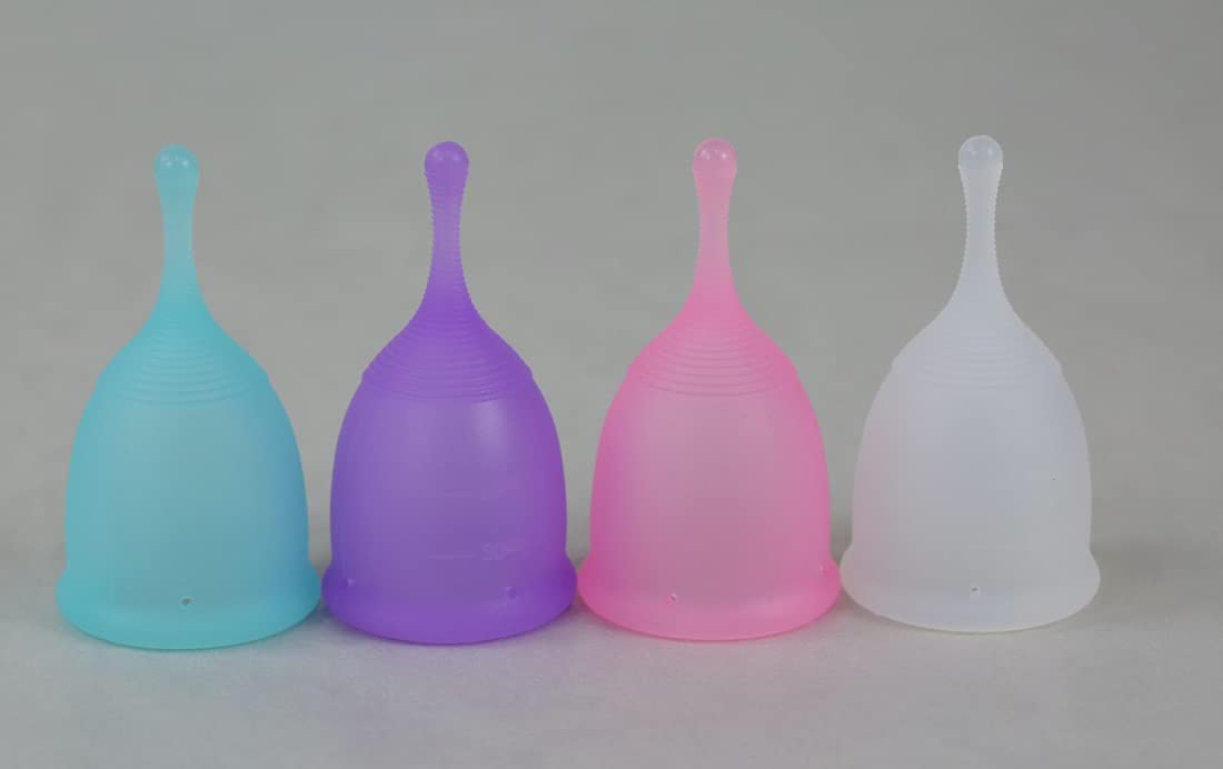 US FDA Approved Reusable Silicone Menstrual Cup for Women (Pink, One-Size)
