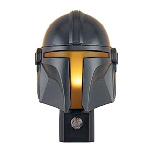 STAR WARS The Mandalorian Helmet LED Night Light, Plug-in, Dusk to Dawn, Light-Sensing, Ideal for Kids Room, Bedroom, Office, Wall Decor, Gifts, 53232