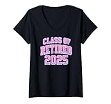 Photo Gallery donna retired teacher class of 2025 cute preppy varsity retirement maglietta con collo a v Photo Gallery donna retired teacher class of 2025 cute preppy varsity retirement maglietta con collo a v