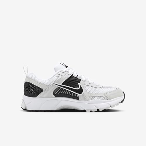 Nike Vomero 5 Big Kids' Shoes (HF6998-104, White/Platinum Tint/Metallic Platinum/Black) Size 6.53