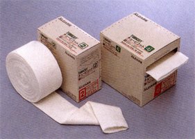 Amazon | 【アルケア】チュービコット 3号（8.5cm×5m）1巻入り 腕