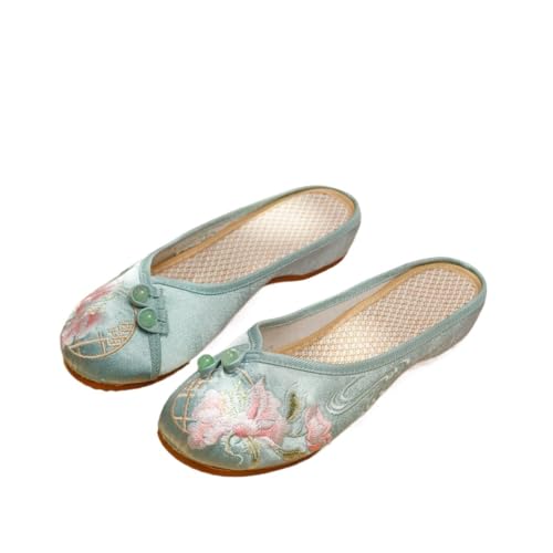 Mules traditionnelles en satin brodé pour vos sorties d'été