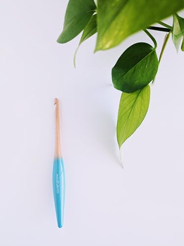 Image of mindfulknits Premium Ergonomic Beech Wood Crochet Hook- Size US J, 6mm - 15cm Length - Knitting and Crochet Supplies for Relaxation & Stress Relief (6mm)