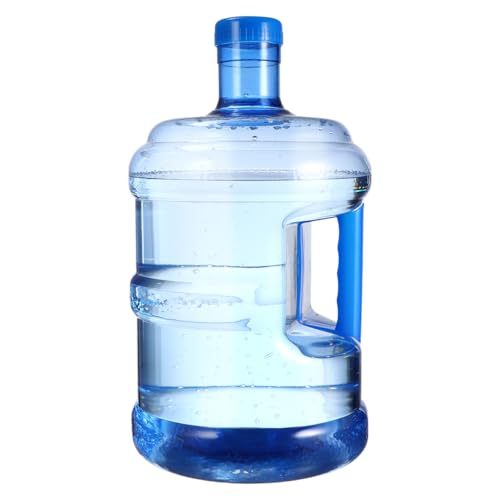 Wakauto 2 Gallon Reusable Plastic Water Bottle With Screw Cap,Portable Empty Water Jug 2 Gallon Water Storage Container With Easy Grip Handle For Car Outdoor Hiking Camping