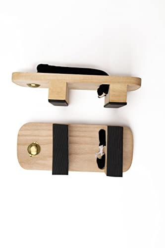Image of Japanese Shoes Geta Wooden Clogs with Tabi Socks for Men Women