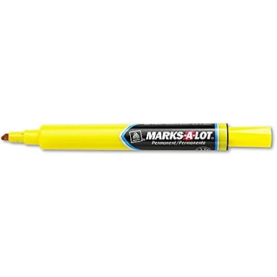 Avery 08882 Marks-A-Lot Large Chisel Tip Permanent Marker, Yellow, 12 Each/DZ