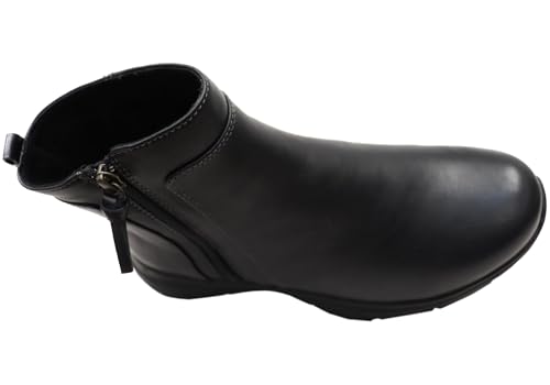 Comfortiva Women's Maxine Ankle Boot4