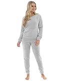 Confort hivernal et sensation de douceur à la maison : bas long et haut à manches longues – pour protéger du froid Tous ces ensembles de pyjama pour femme sont beaucoup plus pratiques pendant les mois les plus froids de l'année. Vous pourriez même envisager de remplacer votre grenouillère en polaire ou votre pyjama ordinaire par une paire de deux paires en polaire confortable à la place Ils peuvent être facilement portés avec d'autres vêtements de nuit et vêtements de nuit, tels que votre peignoir préféré. L'ensemble dispose d'une taille entièrement élastique