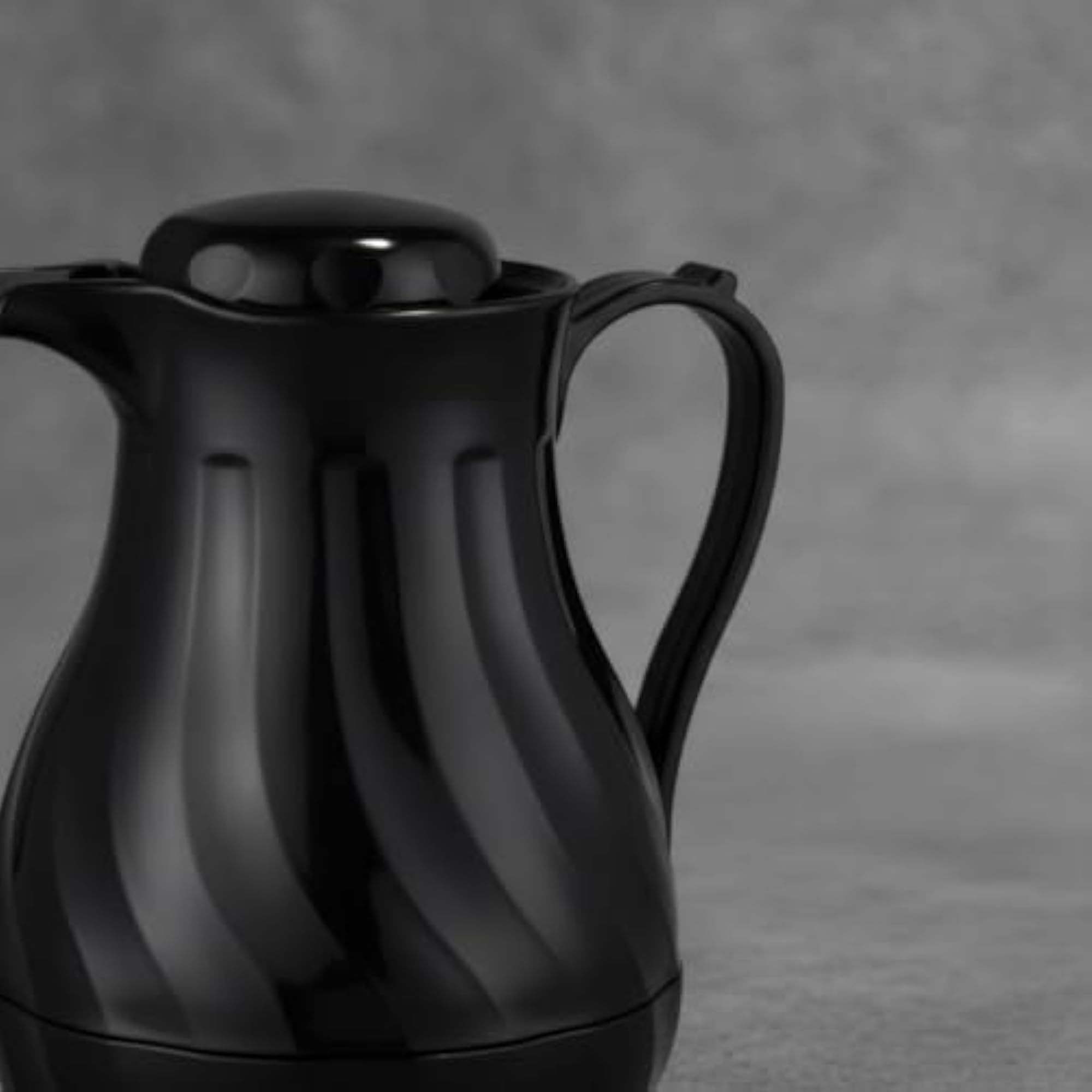 Ribbed Coffee Carafe with Spout for Effortless Pouring