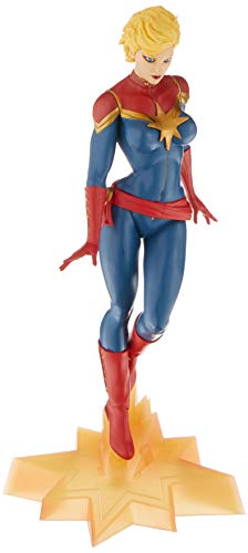 Diamond Select Toys Marvel Gallery Captain Marvel PVC Figure, 9 inches