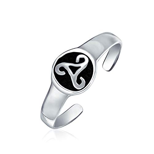 Anillos de amistad celtas con diseño de Claddagh y Nudo de la Trinidad 2