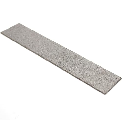 Plaque filtrante frittée en mousse métallique contre le colmatage des anodes de supercondensateur