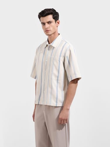Image of THE INDIAN GARAGE CO Men Boxy Fit Textured Resort Shirt