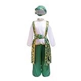 Style luxueux - D'élégants empiècements de gilet à imprimé floral doré scintillant sont cousus sur une chemise blanche, créant un look de conte de fées richement détaillé. Le tout est associé à un chapeau vert émeraude orné, façon keffieh traditionnel, orné d'une plume brillante et d'un faux bijou.