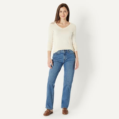 Image of Amazon Essentials Women's Lightweight Long-Sleeve V-Neck Sweater