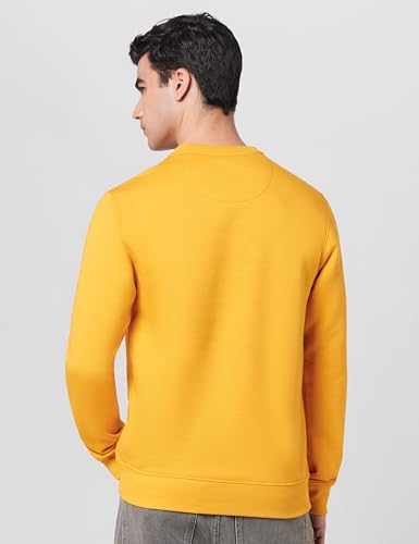 Image of Wildcraft Sierra Men Sweatshirt Basic1