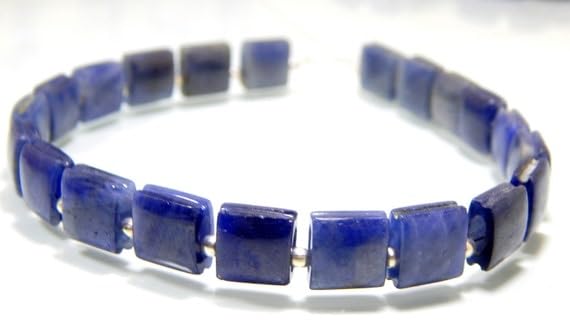 Perles saphir bleu carrées lisses LKBEADS pour assembler colliers uniques