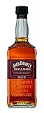 Die einzigartige Kombination der 3 Whiskeys liefert eine angenehme Note von Honig, Malz und weicher Eiche, die zu einem lang anhaltenden Abgang führt.