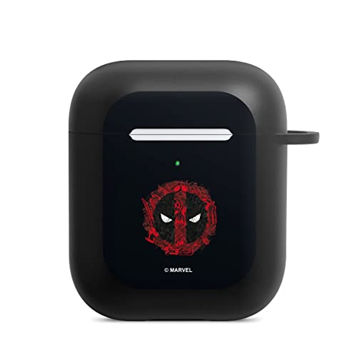 Hülle mit Karabiner kompatibel mit Apple AirPods (2. Generation) Case schwarz Schutzhülle mit Schlüsselanhänger Marvel Deadpool Logo Hülle mit Karabiner kompatibel mit Apple AirPods (2. Generation) Case schwarz Schutzhülle mit Schlüsselanhänger Marvel Deadpool Logo