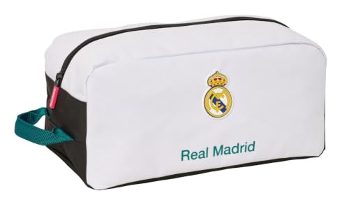 SAFTA | Zapatillero Real Madrid Equipación 26/27, Bolsa Porta Zapatillas Escolar con Asa Lateral, Compartimento con Cremallera, Diseño Blanco y Negro con Escudo, Licencia Oficial, Medidas 34x18x15 cm