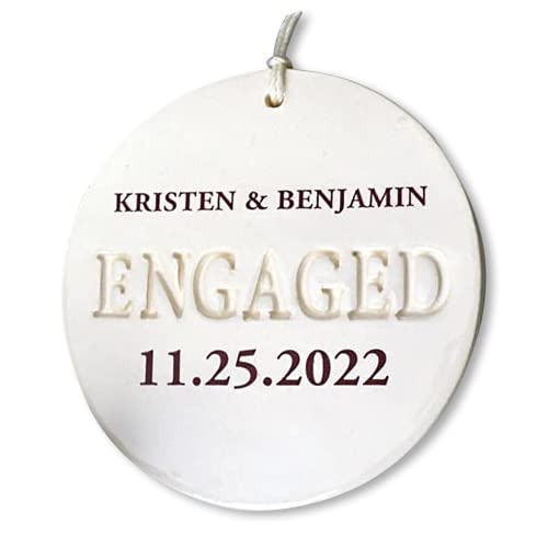 Engagement Ornament - Personalized With Names and Date - Engagement Gift or Christmas Gift, Custom Christmas Engaged Ornament disponible en Yaxa Peru