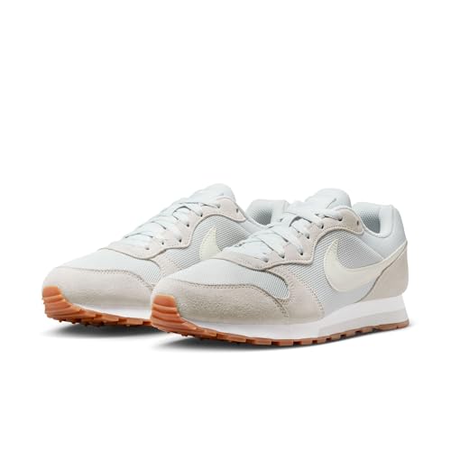 Image of Nike Womens Md Runner 2 Sneakers