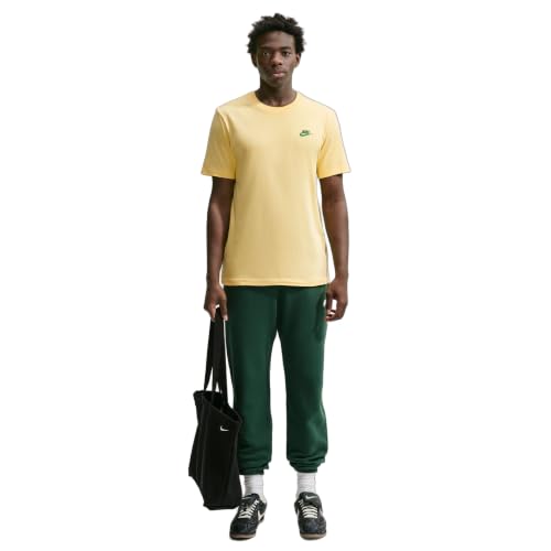 Image of Nike Men's Sportswear Club T-Shirt