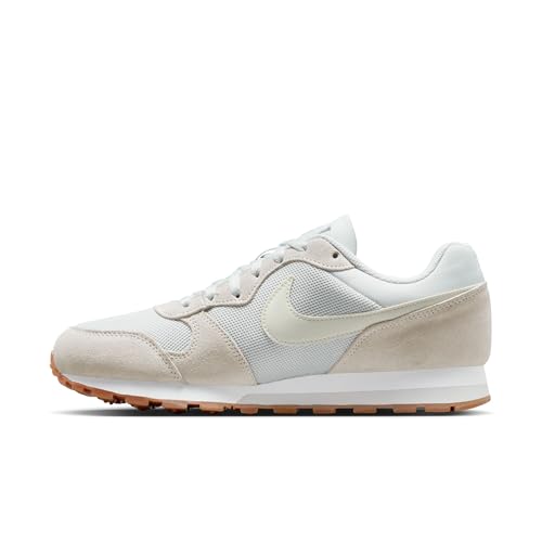 Image of Nike Womens Md Runner 2 Sneakers