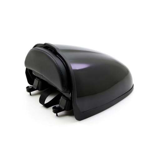 Queue moto bien rangée avec capot arrière R NineT pour épurer le garde-boue passager