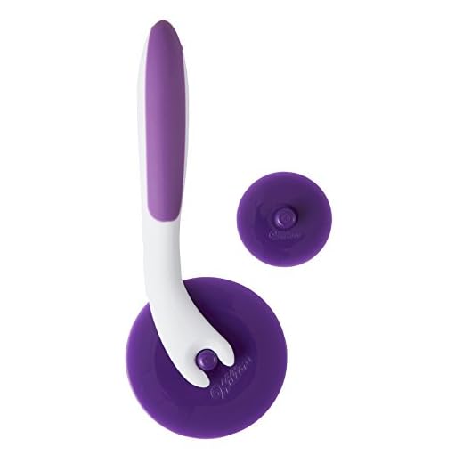 Wilton Fondant Cutter Set, 3-Piece Fondant Tools